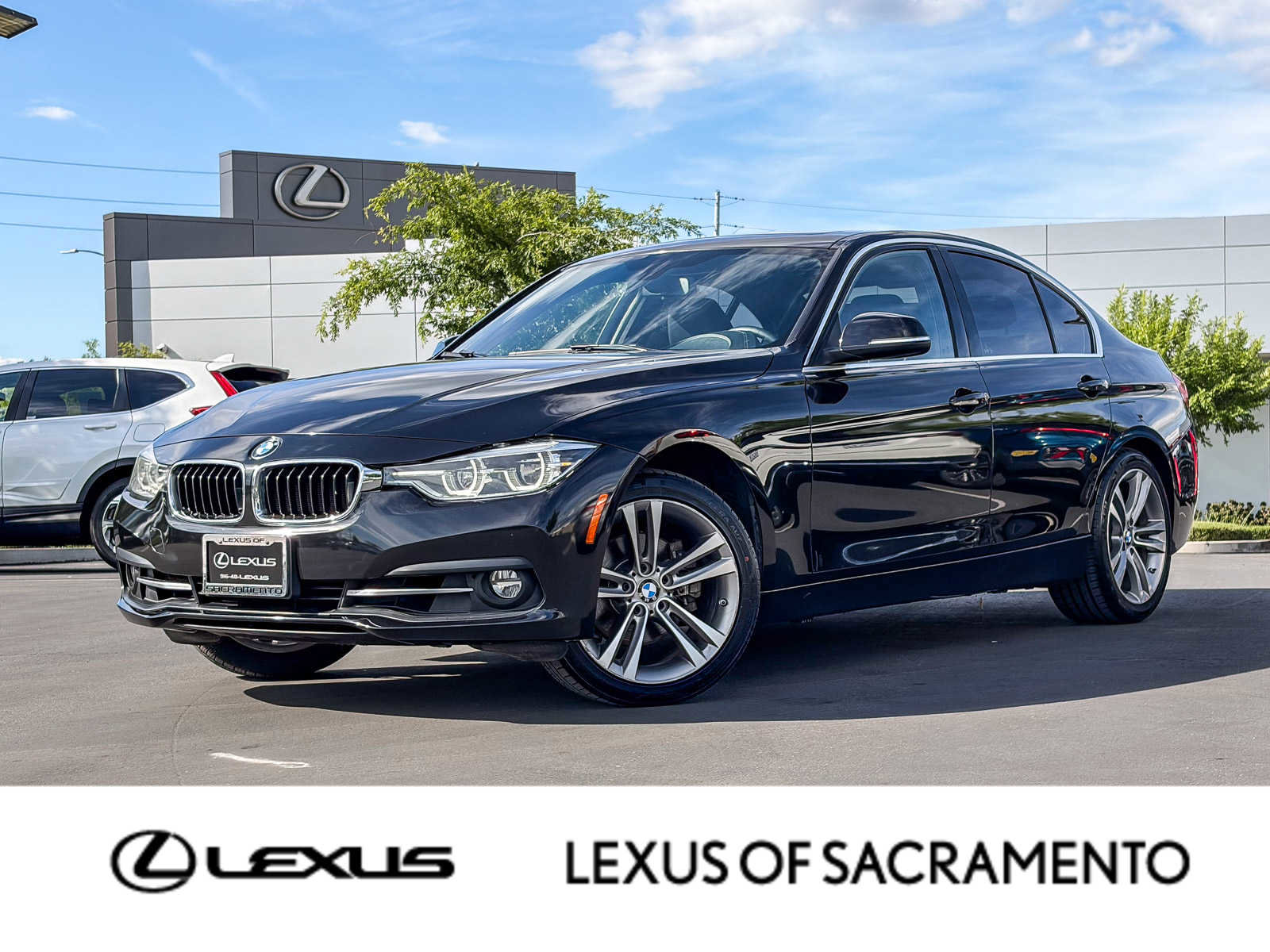 Used 2018 BMW 330i Sedan image 1