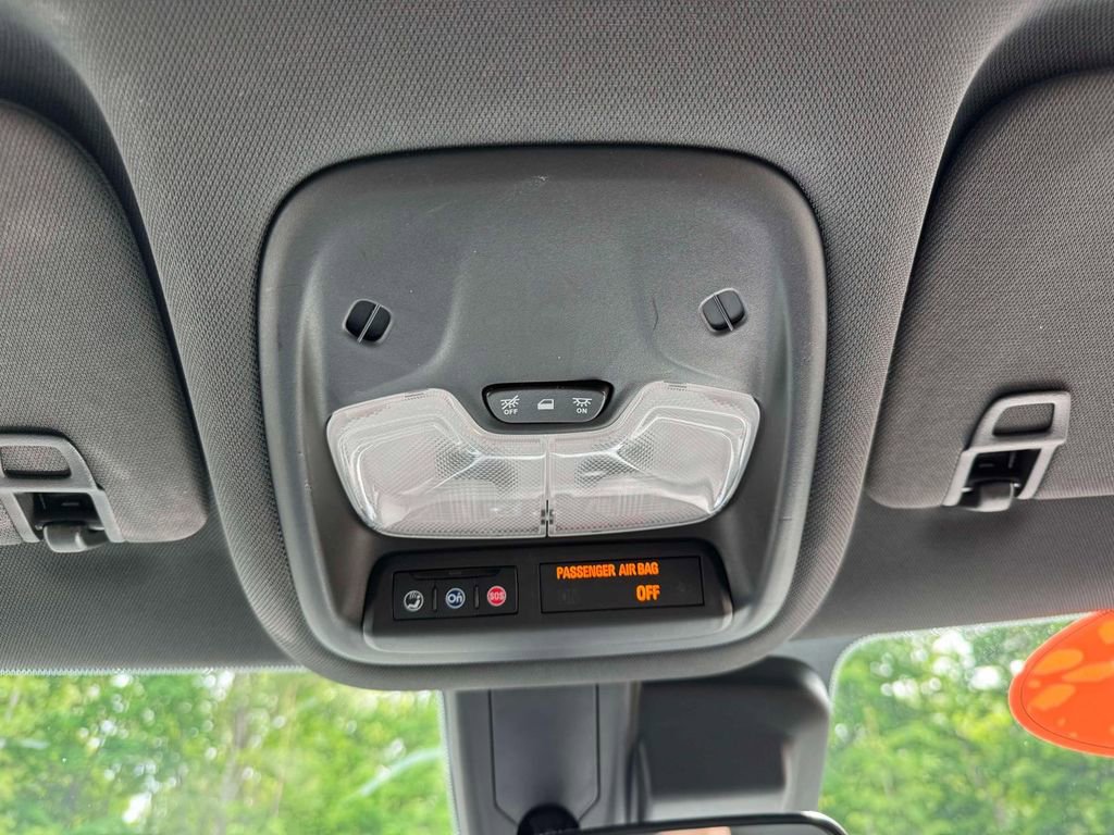Used 2022 Chevrolet TrailBlazer RS FWD image 33