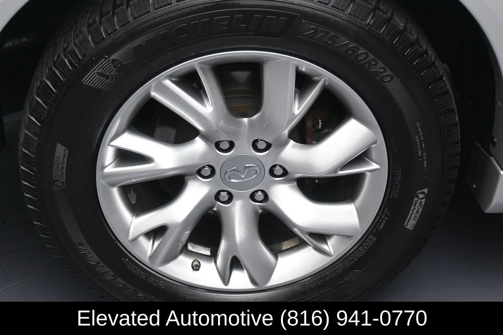 Used 2014 INFINITI QX80 4WD w/ Theater Package image 5