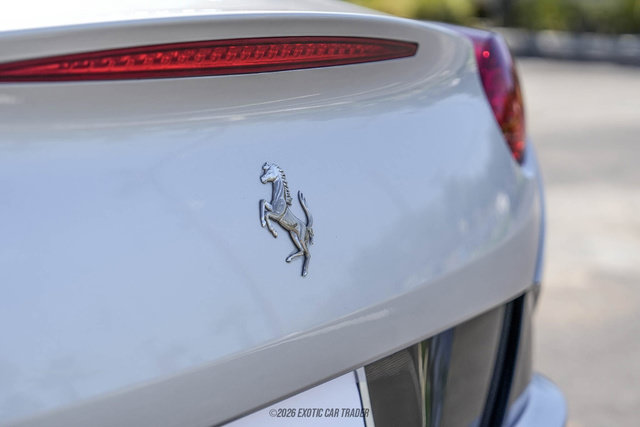Used 2012 Ferrari California RWD image 63