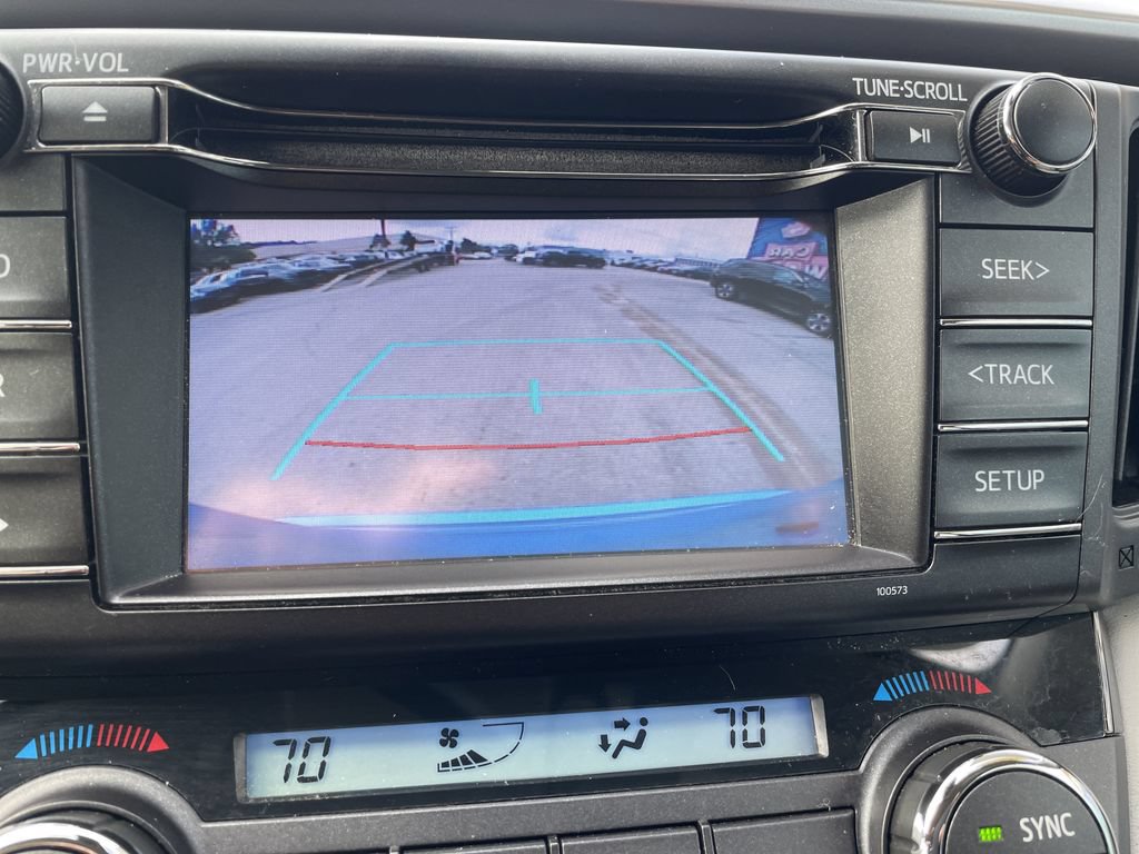 Certified 2018 Toyota RAV4 LE AWD/4WD image 19