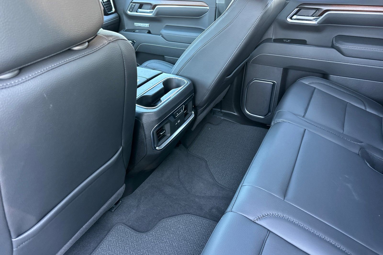 New 2026 GMC Sierra 1500 Denali w/ Technology Package AWD/4WD image 10