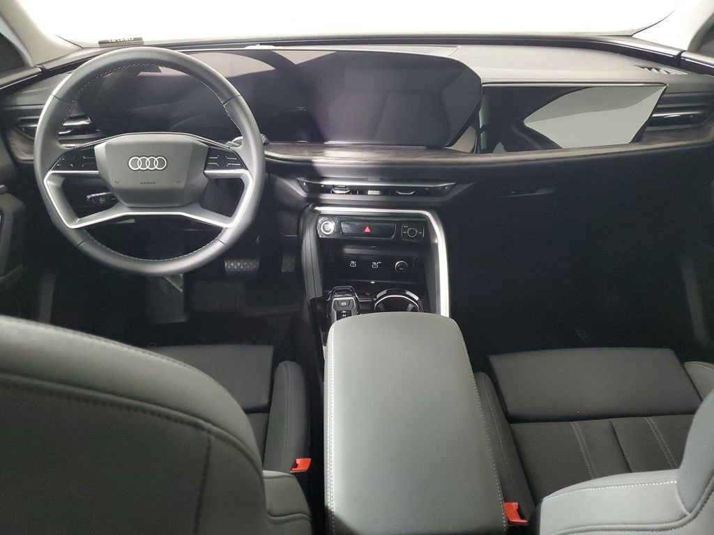 Used 2025 Audi Q5 Premium Plus w/ Premium Plus image 15