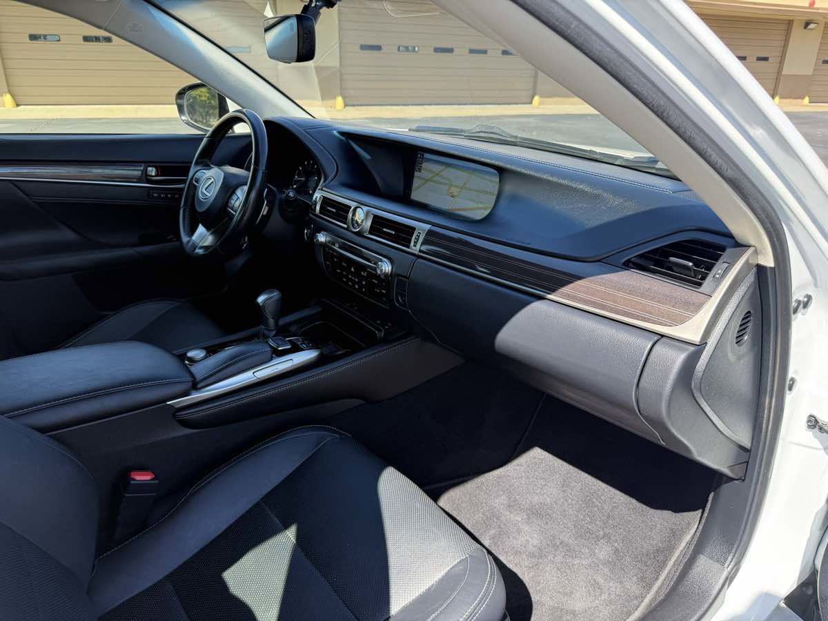 Used 2016 Lexus GS 350 image 19