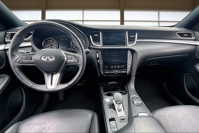 Used 2021 INFINITI QX50 Luxe w/ Appearance Package image 16