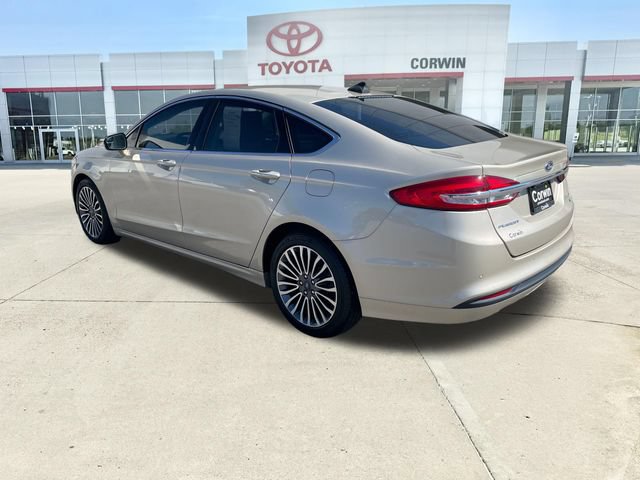 Used 2017 Ford Fusion SE w/ Fusion SE Technology Package FWD video 3