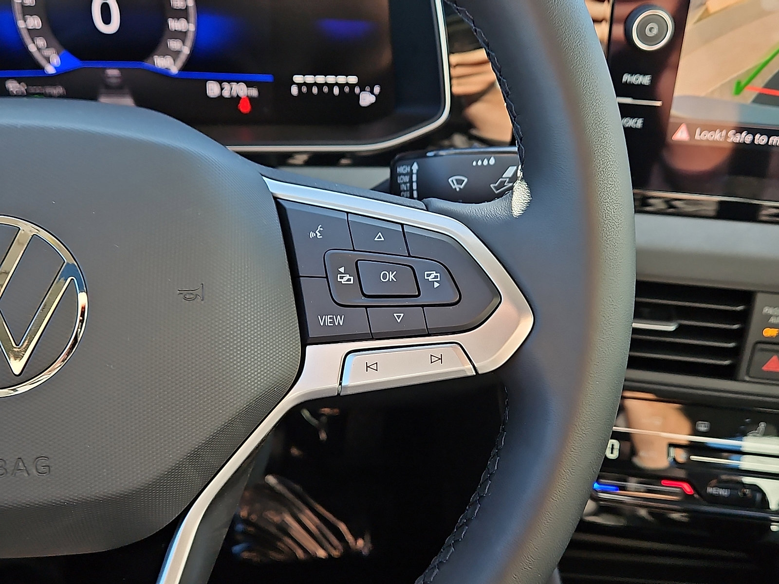 New 2026 Volkswagen Jetta SE image 18