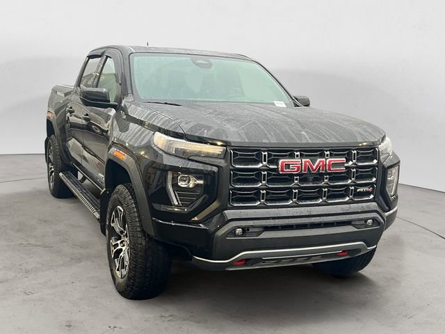 Used 2024 GMC Canyon AT4 w/ AT4 Premium Package image 7