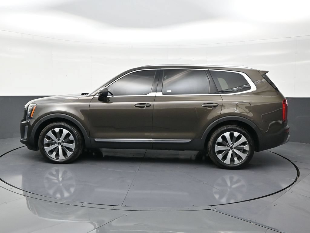 Used 2021 Kia Telluride EX w/ EX Premium Package FWD image 2