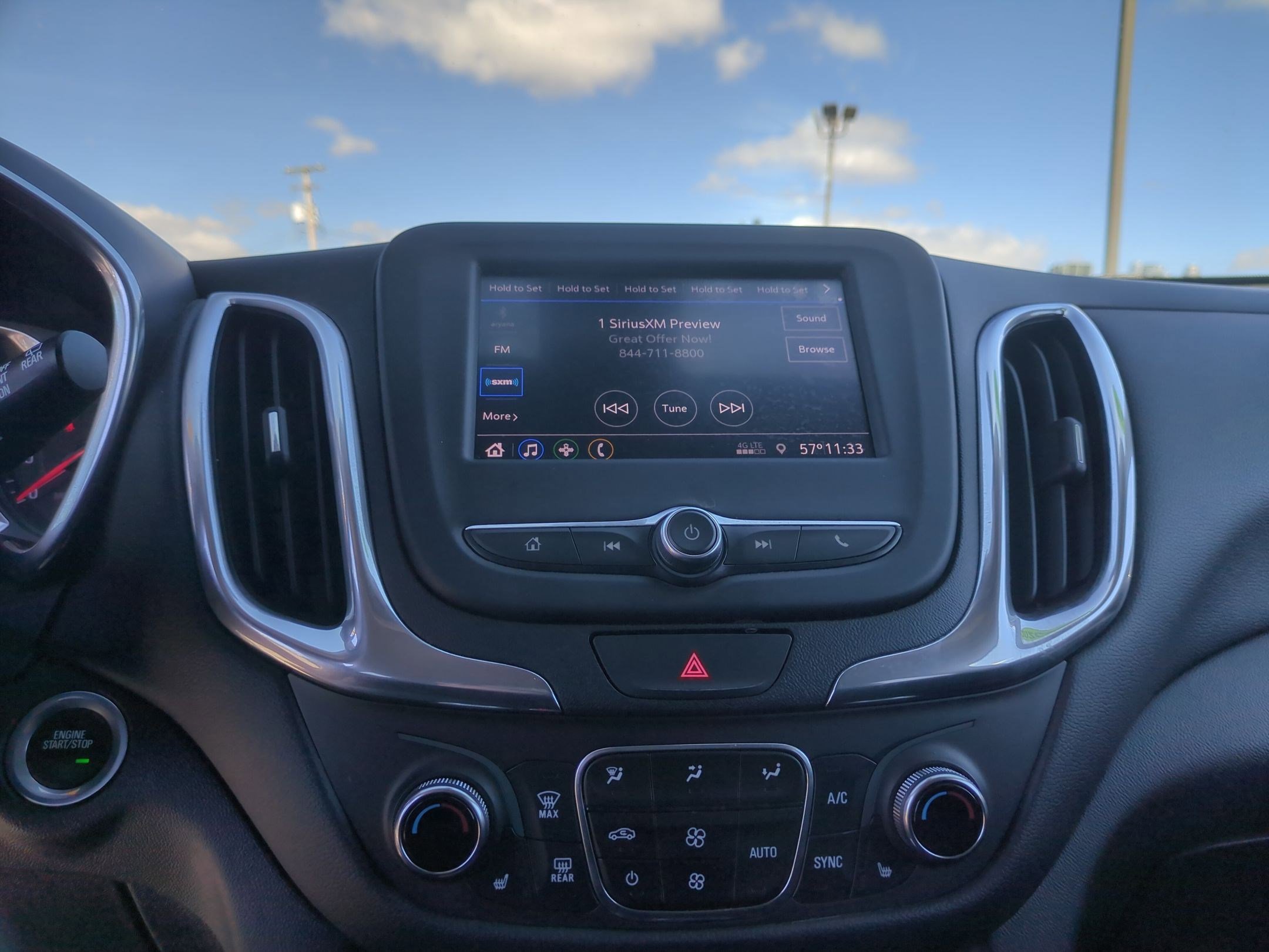 Used 2020 Chevrolet Equinox LT image 10
