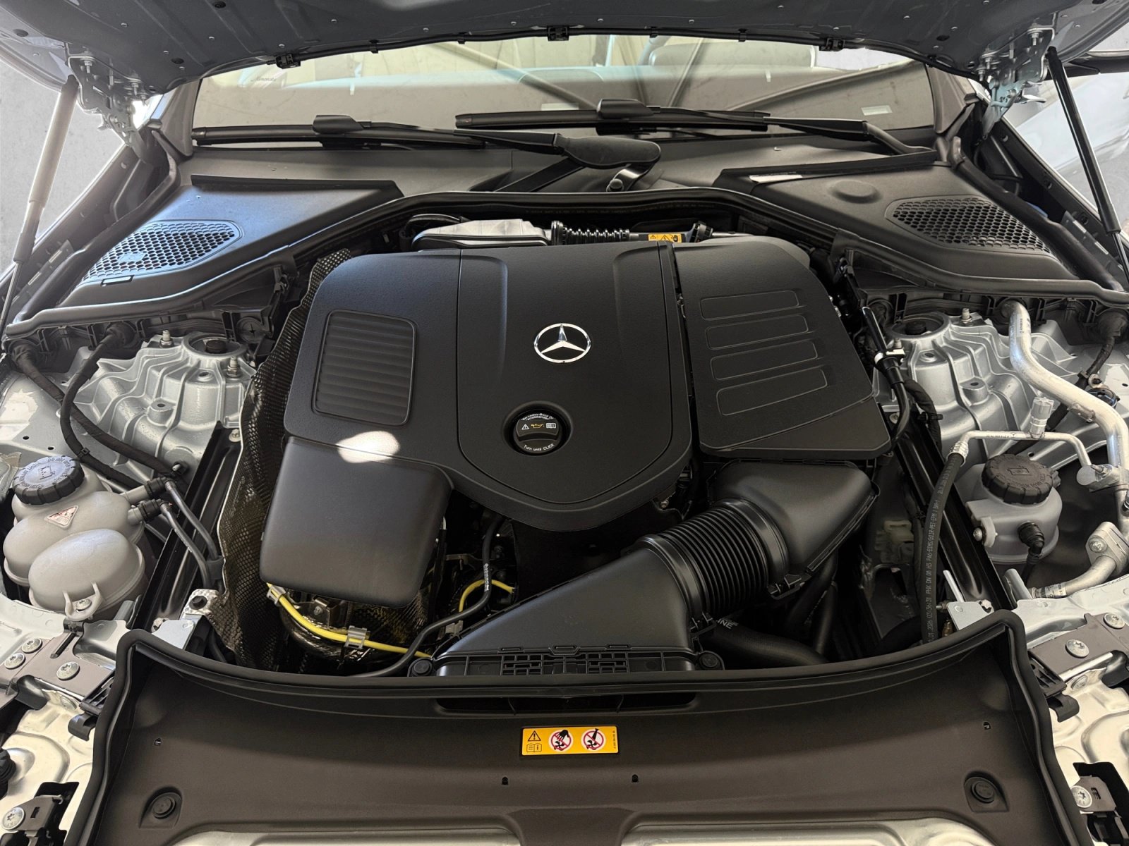 New 2026 Mercedes-Benz E 350 4MATIC Sedan image 18