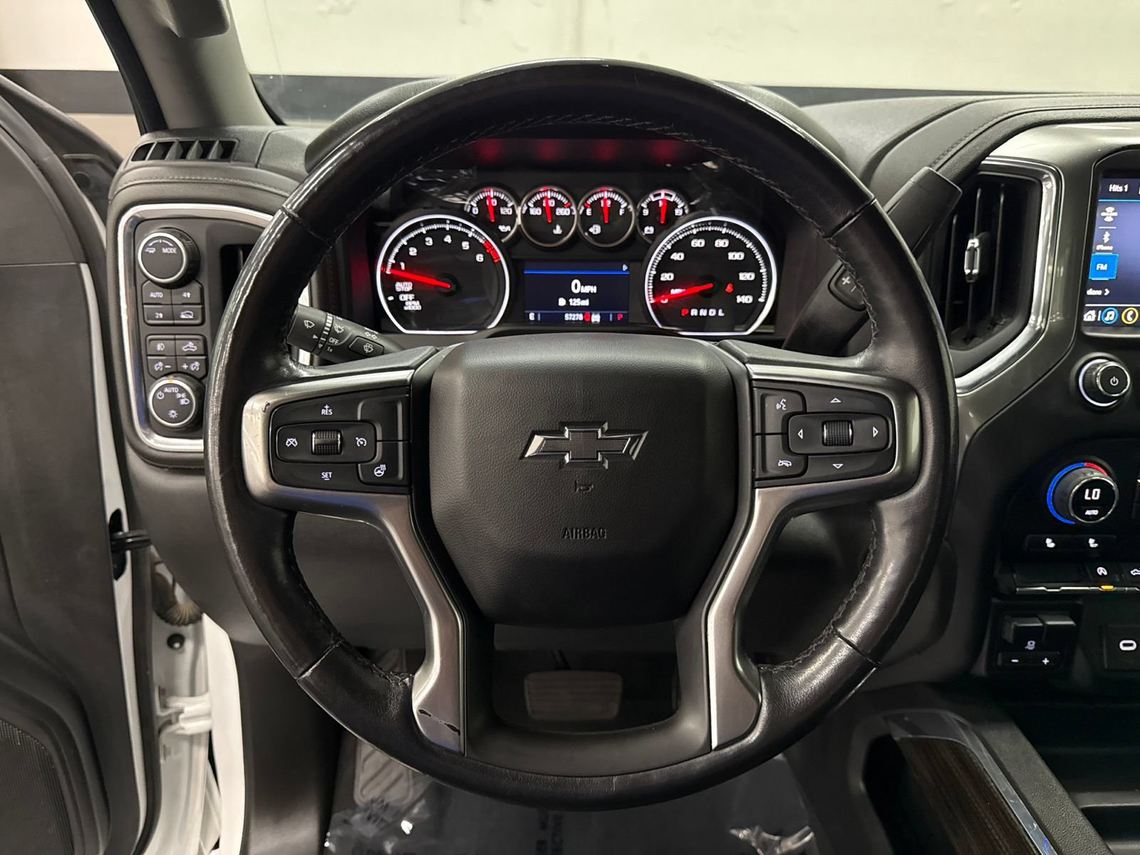 Used 2022 Chevrolet Silverado 1500 RST w/ Convenience Package II AWD/4WD image 21