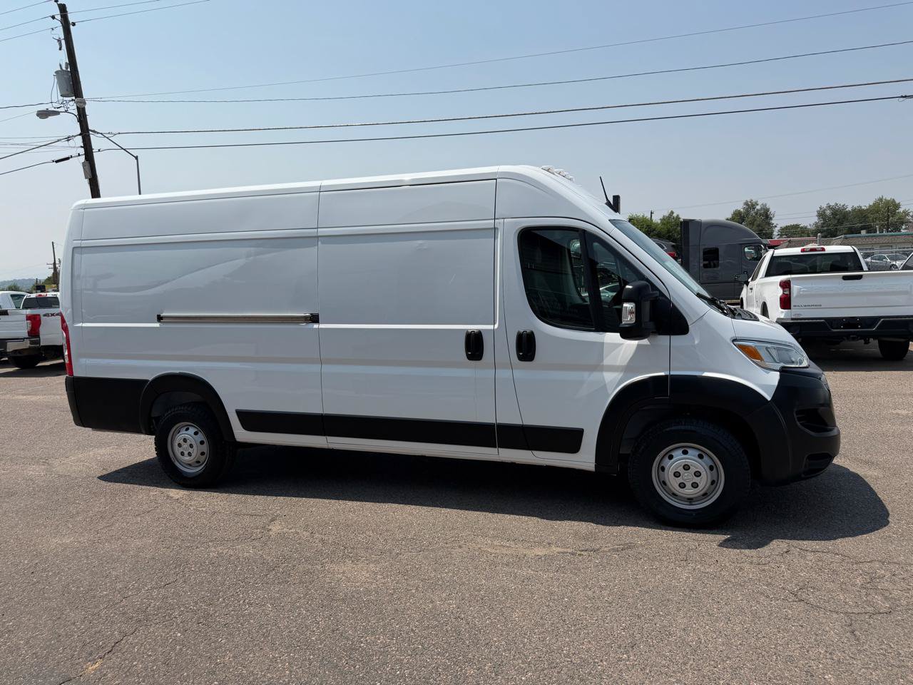 Used 2023 RAM ProMaster 3500 FWD image 1