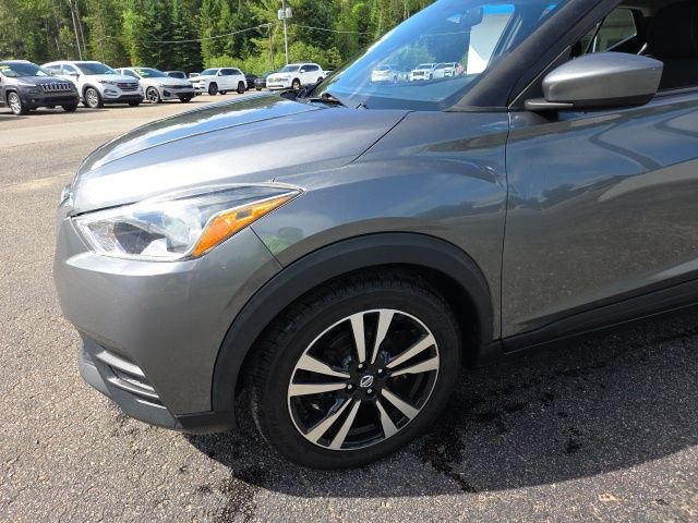 Used 2019 Nissan Kicks SV FWD image 27