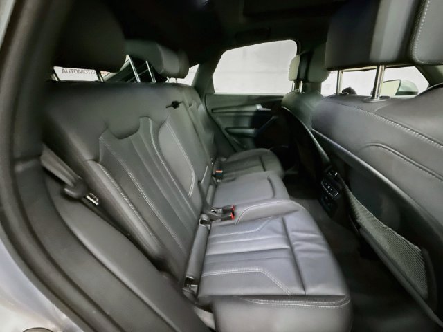 Used 2022 Audi Q5 2.0T Premium w/ Convenience Package AWD/4WD image 27
