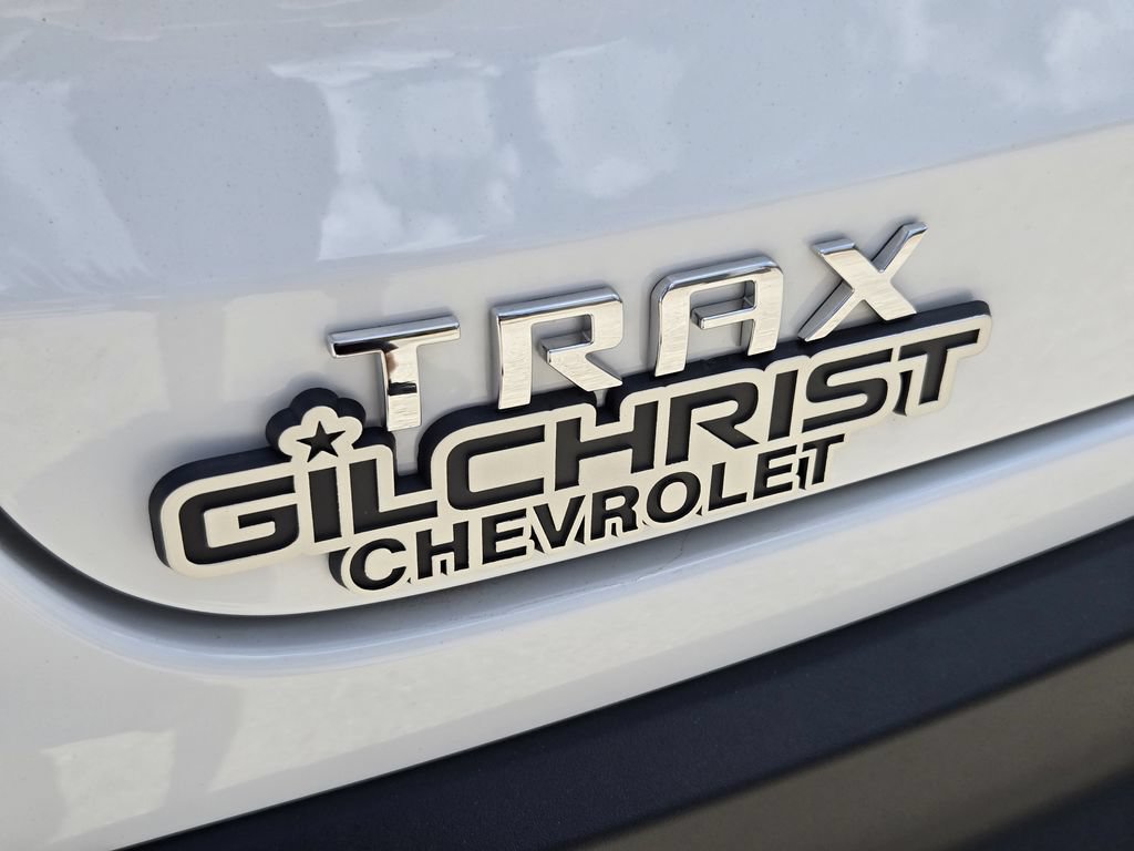 New 2026 Chevrolet Trax LS w/ LS Convenience Package FWD image 12