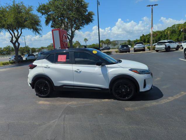 Certified 2024 Nissan Kicks SR w/ SR Premium Package FWD image 2
