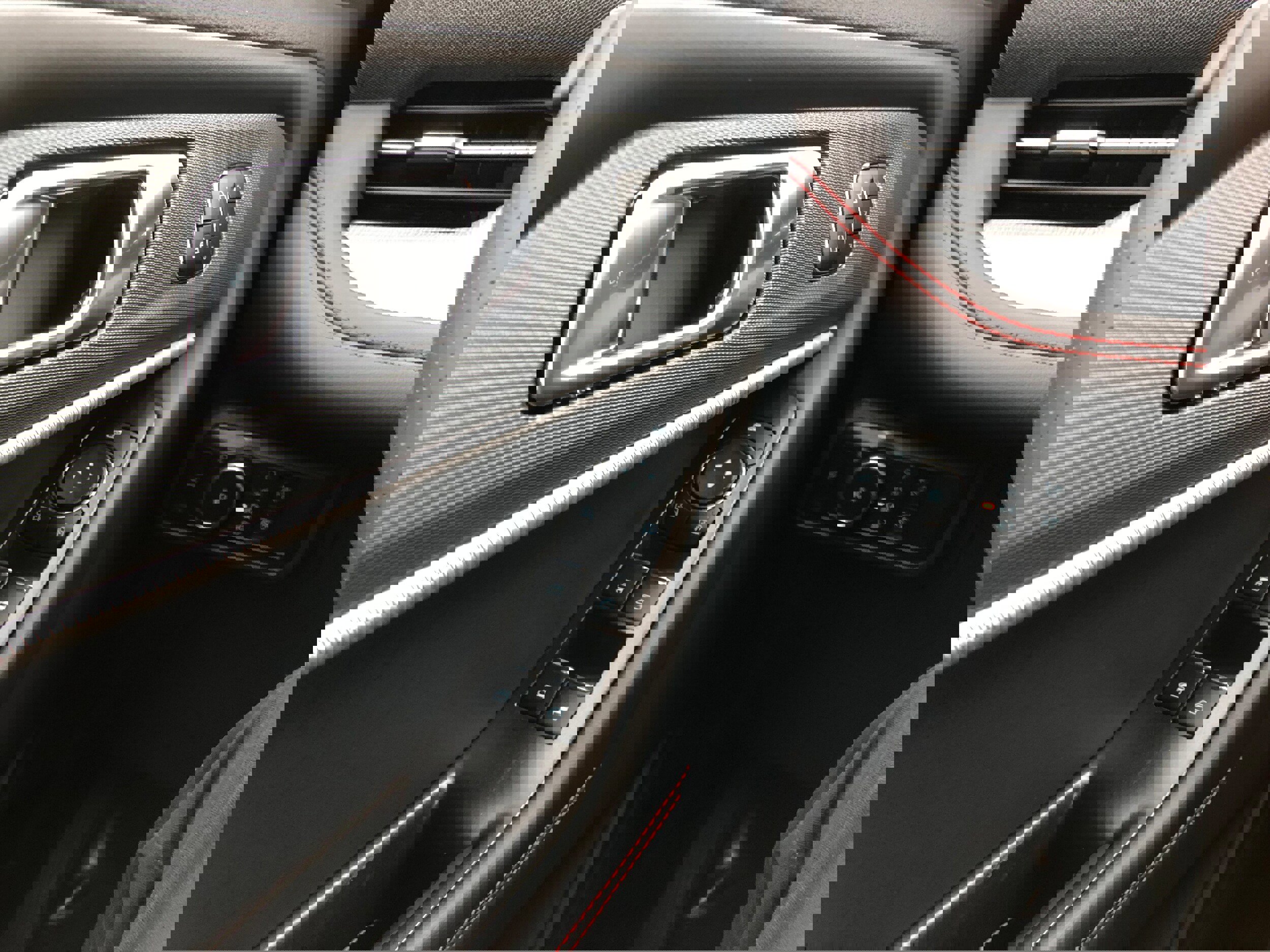 New 2026 Ford Explorer ST-Line w/ ST-Line Street Pack image 26