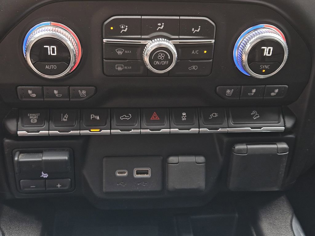 Used 2020 GMC Sierra 2500 Denali w/ Denali Ultimate Package image 24