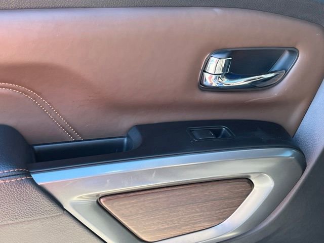 Used 2018 Nissan Titan Platinum Reserve w/ Platinum Utility Package AWD/4WD image 18