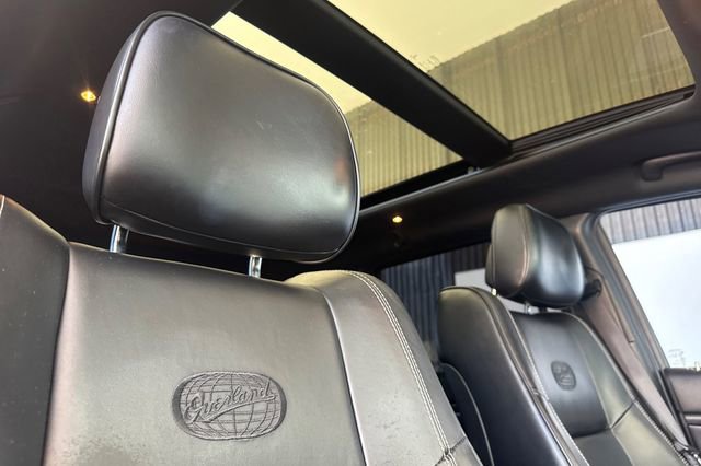 Used 2017 Jeep Grand Cherokee Overland image 16