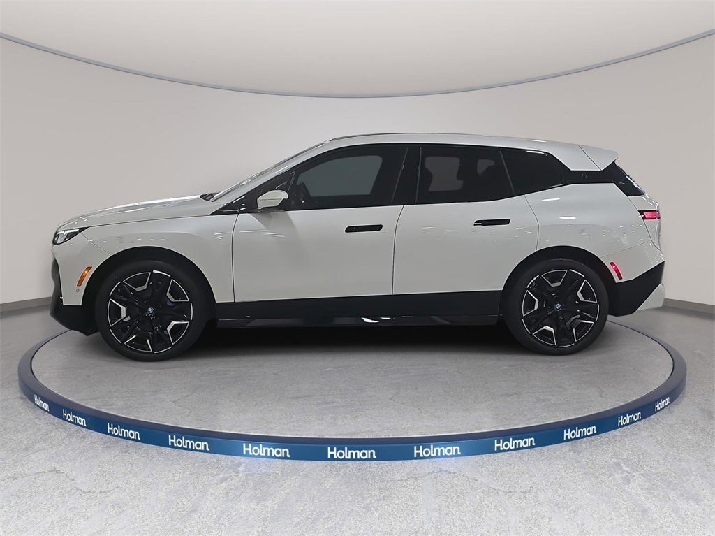 Certified 2024 BMW iX xDrive50 w/ Premium Package image 9