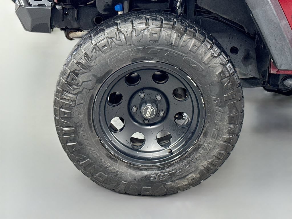 Used 2012 Jeep Wrangler Unlimited Sport AWD/4WD image 10