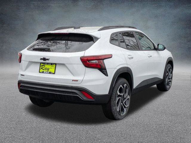 New 2026 Chevrolet Trax RS w/ Sunroof Package FWD image 3