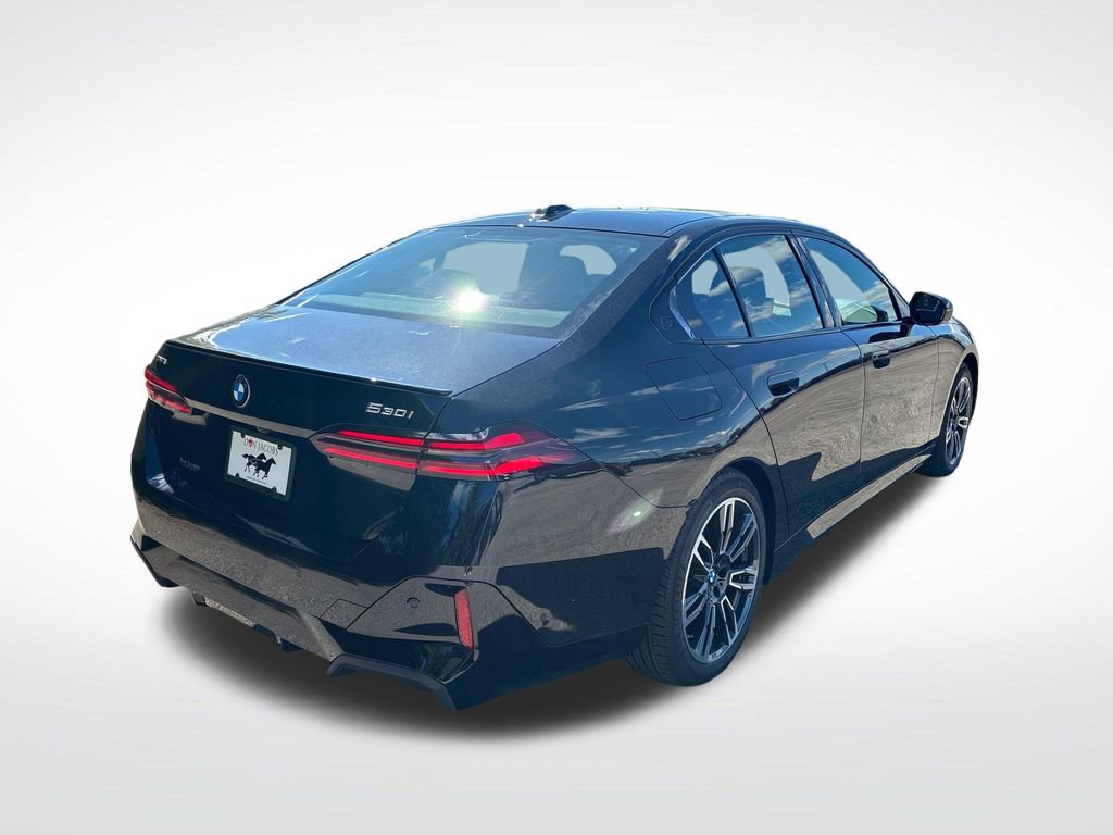 New 2027 BMW 530i xDrive AWD/4WD image 3