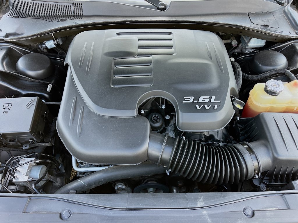 Used 2021 Chrysler 300 Touring L RWD image 29