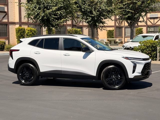 New 2026 Chevrolet Trax ACTIV FWD image 3