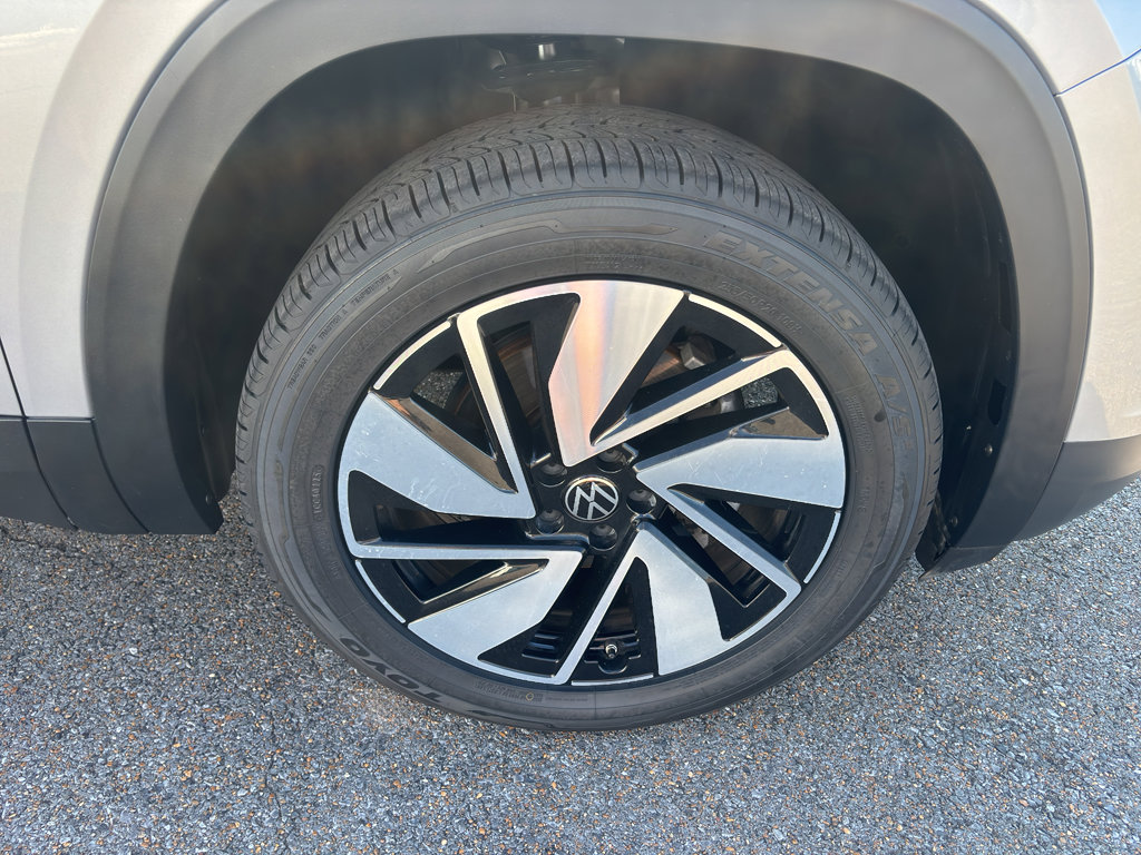 Used 2024 Volkswagen Atlas SE image 25