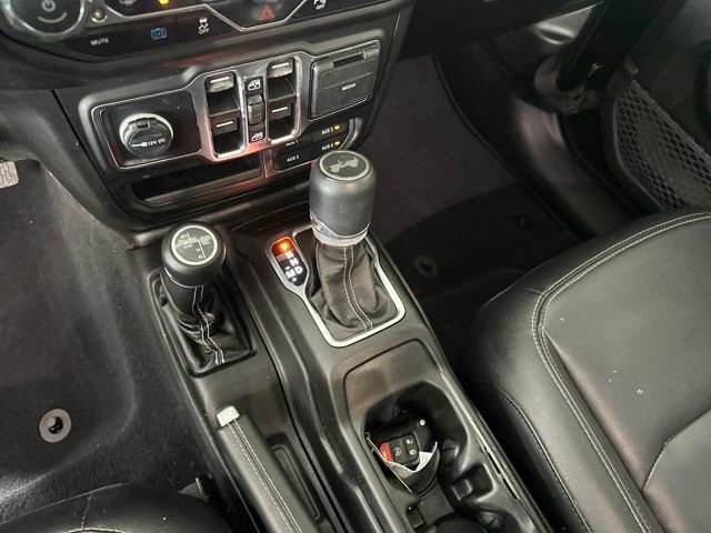 Used 2022 Jeep Wrangler Unlimited Sahara w/ Dual Top Group image 20