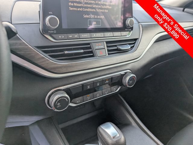 Certified 2025 Nissan Altima 2.5 SV FWD image 21