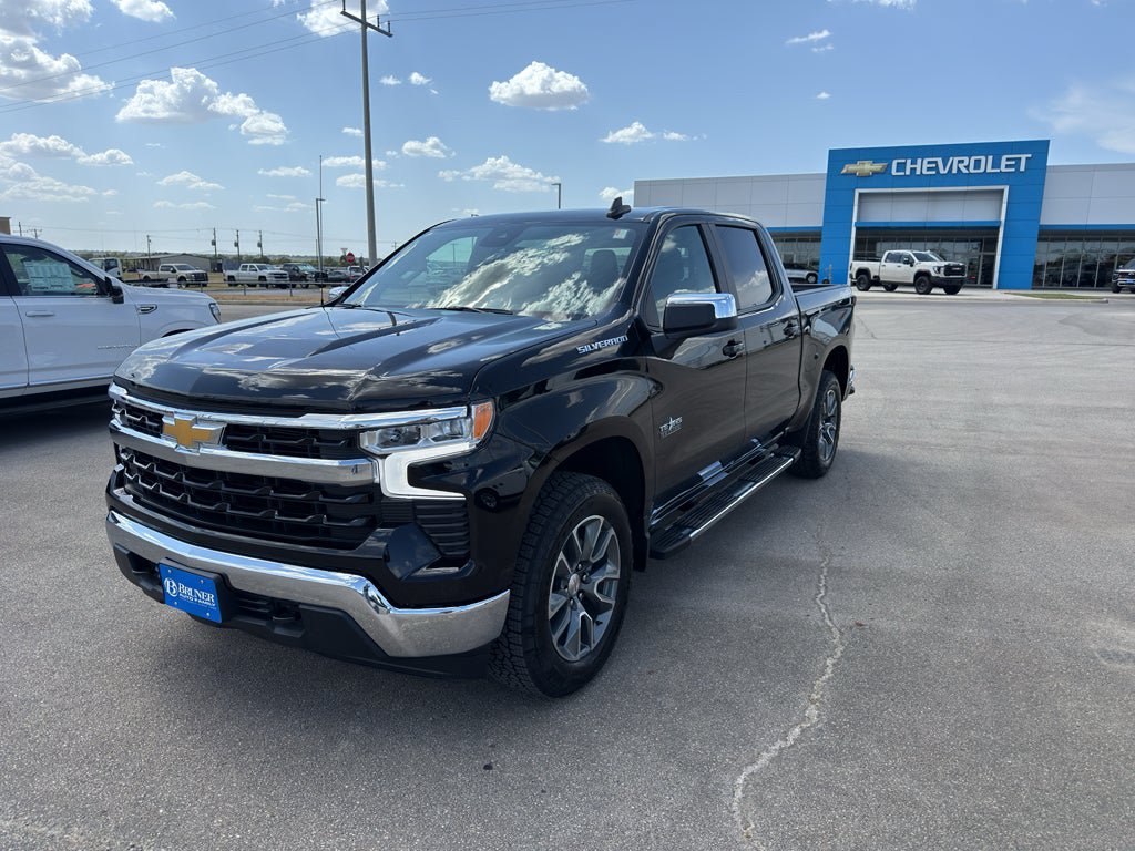 New 2026 Chevrolet Silverado 1500 LT w/ Texas Edition Plus AWD/4WD image 3
