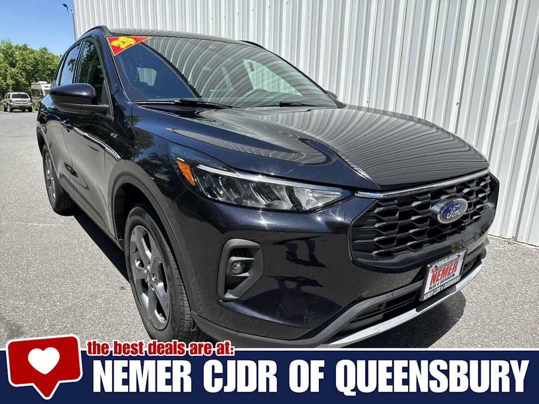 Used 2025 Ford Escape ST-Line Select