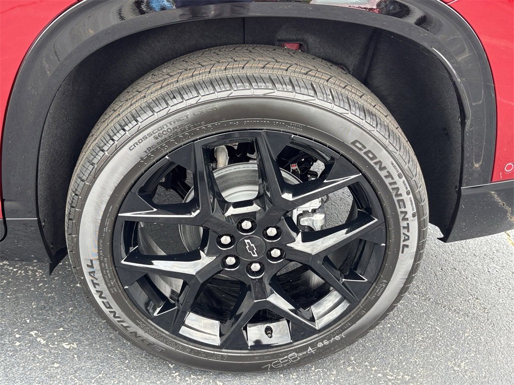 New 2026 Chevrolet Traverse RS w/ LPO, Floor Liner Package image 10