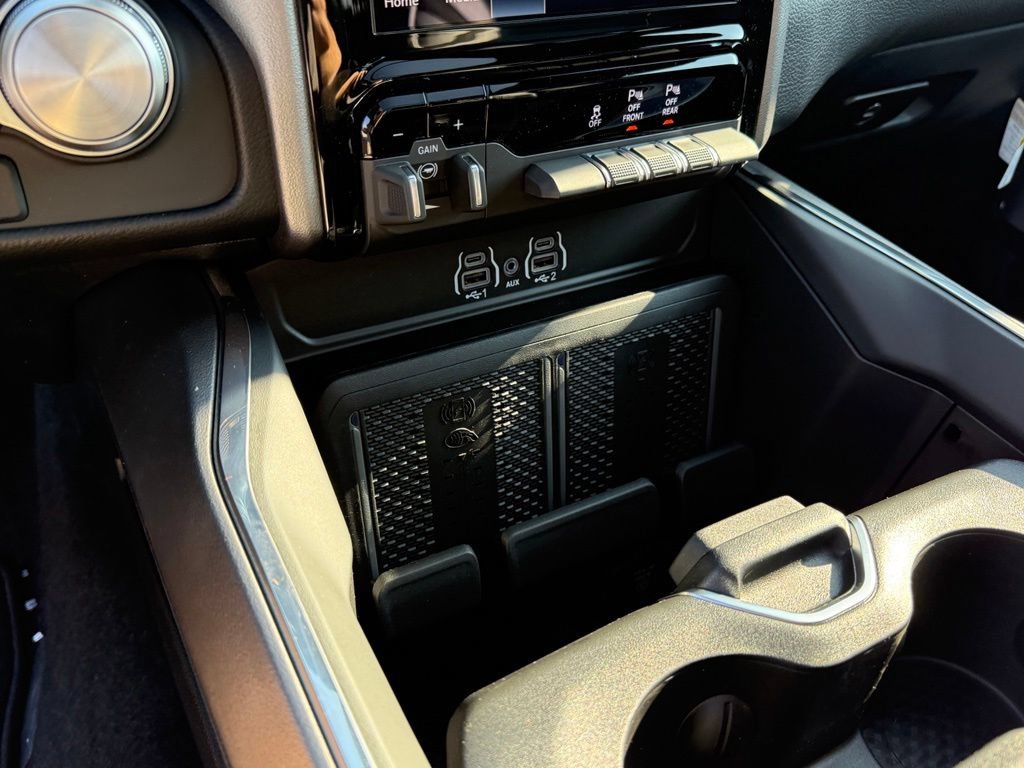 New 2027 RAM 1500 Laramie AWD/4WD image 23