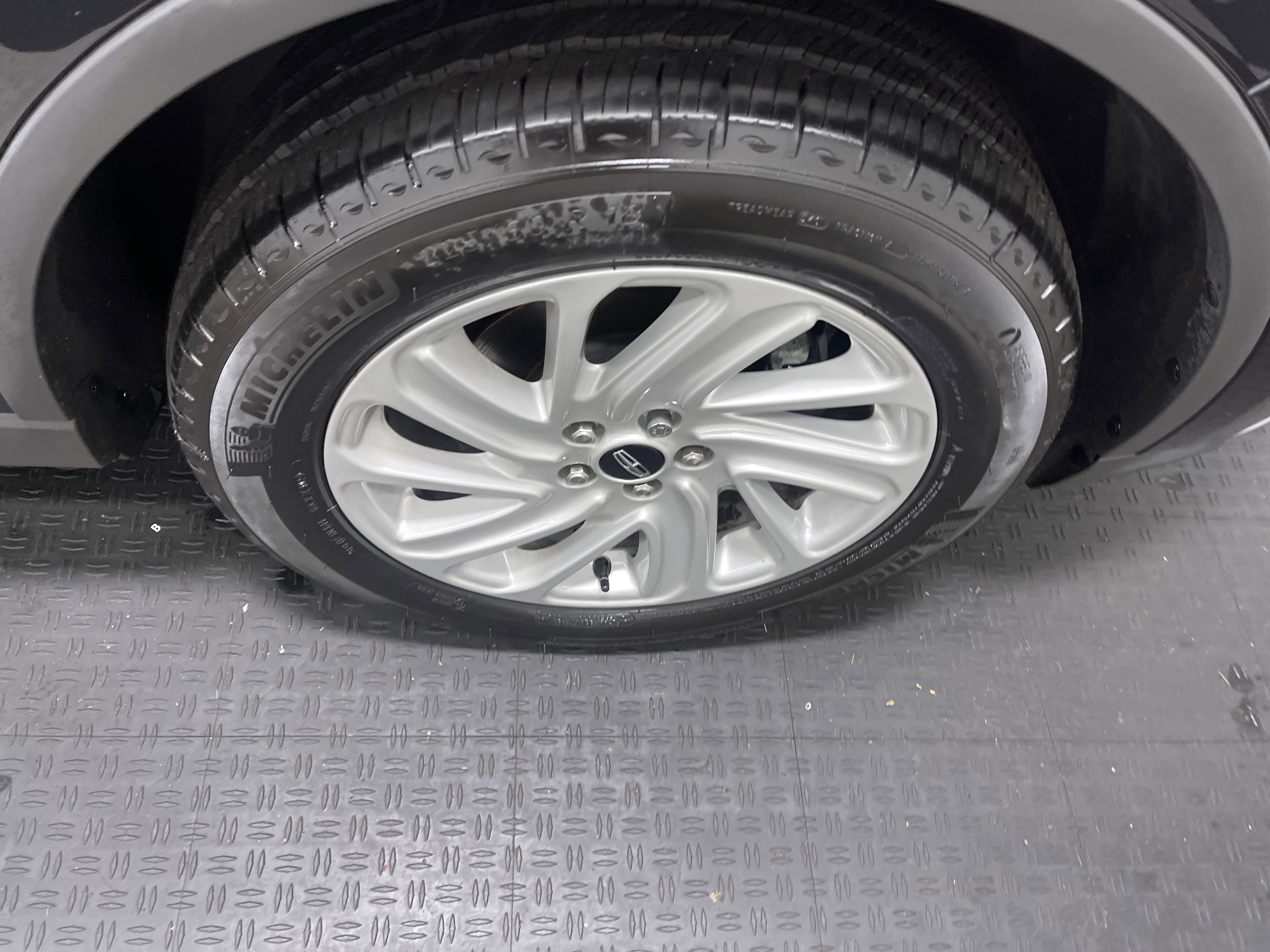 Used 2023 Lincoln Corsair FWD image 29