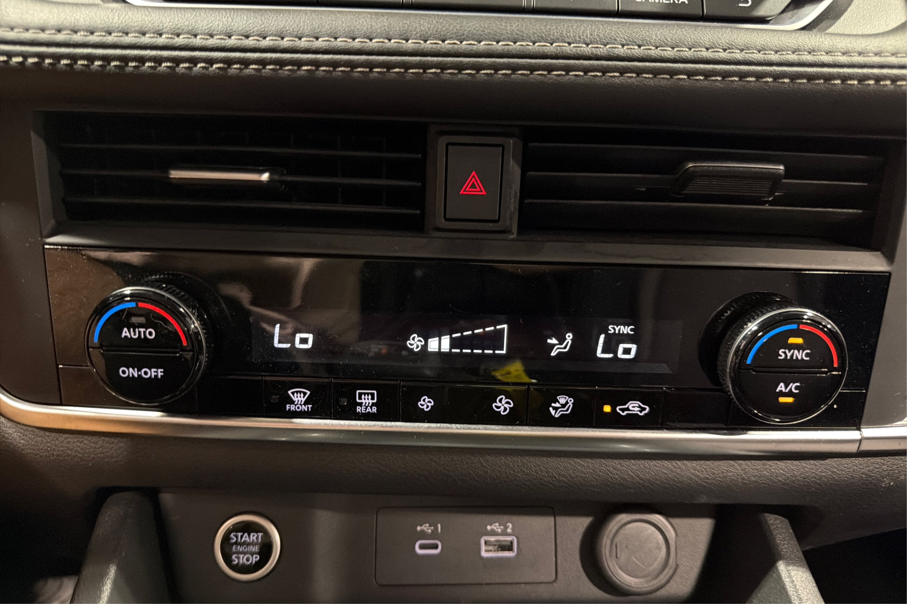 Used 2023 Nissan Rogue SV AWD/4WD image 29