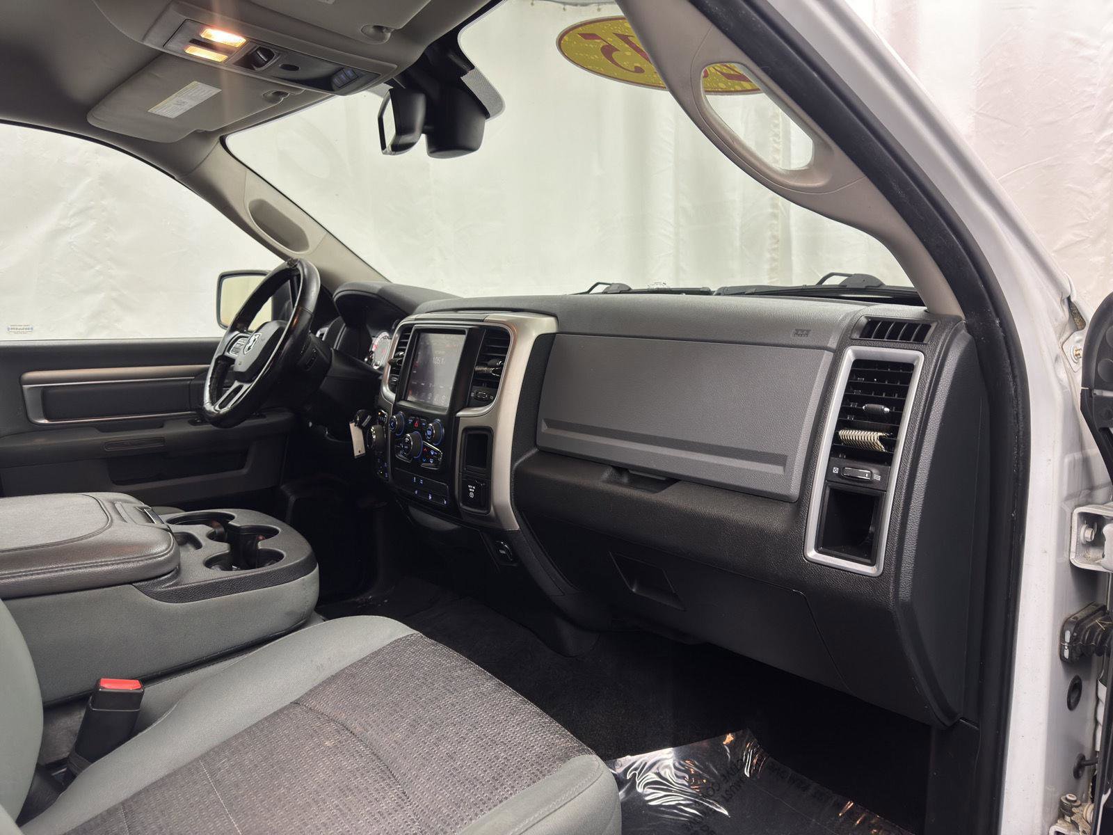 Used 2015 RAM 1500 Big Horn image 37