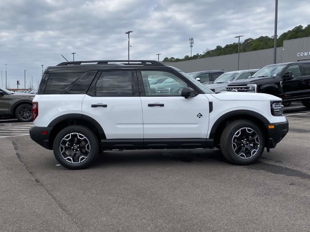 New 2026 Ford Bronco Sport Outer Banks w/ Outer Banks Tech Package+ AWD/4WD image 2