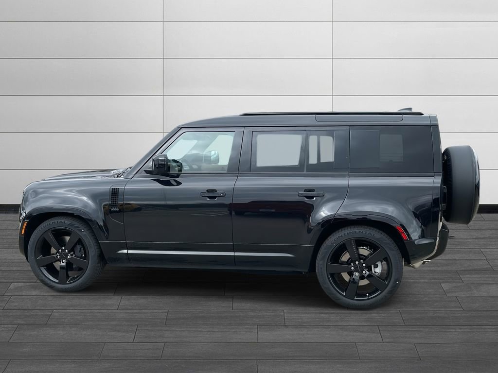 New 2026 Land Rover Defender 110 X-Dynamic SE AWD/4WD image 2