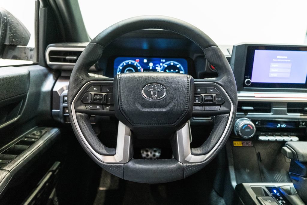 New 2026 Toyota 4Runner TRD Sport AWD/4WD image 16