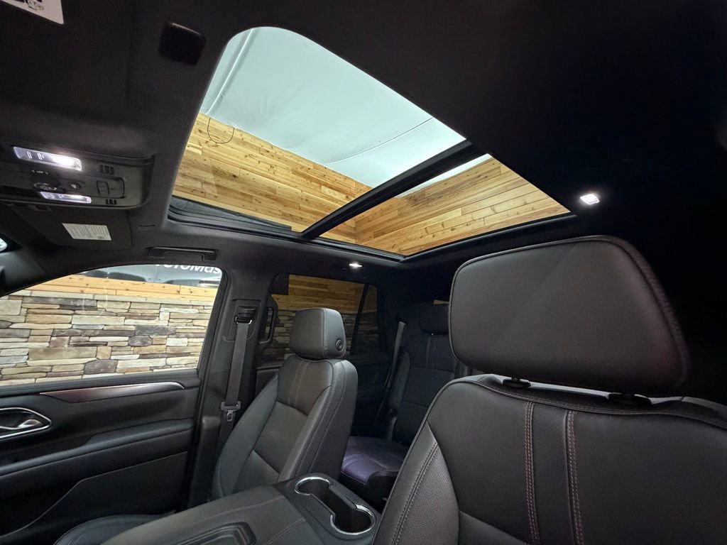 Used 2024 Chevrolet Tahoe RST w/ Luxury Package AWD/4WD image 25