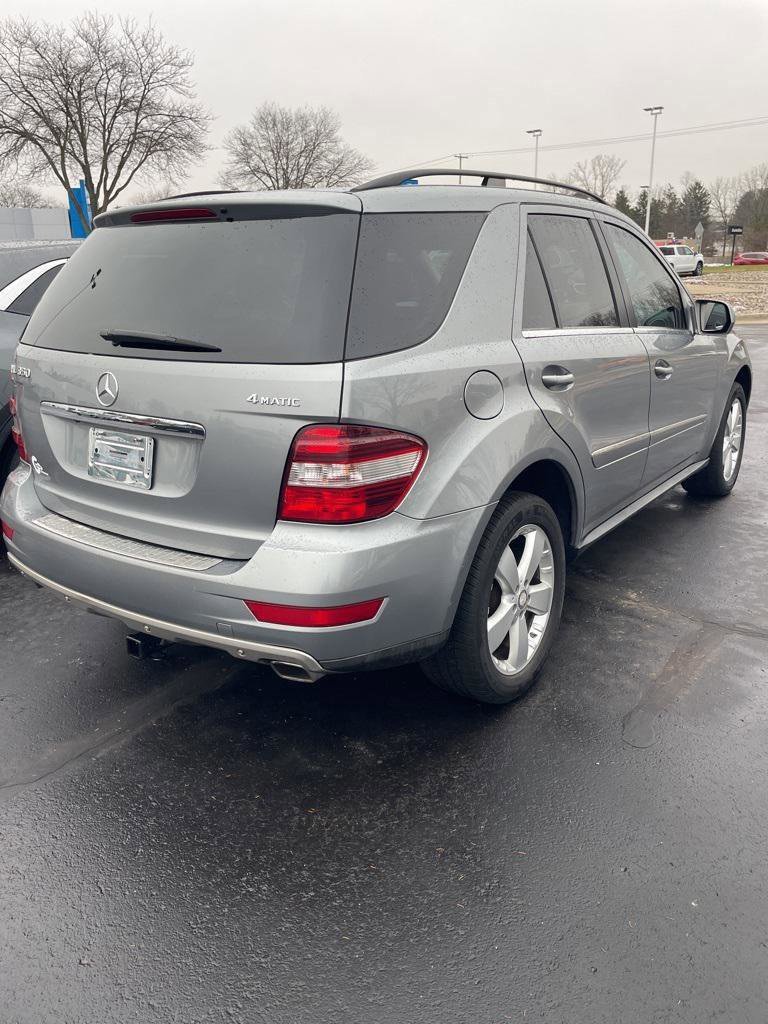 Used 2010 Mercedes-Benz ML 350 4MATIC image 3