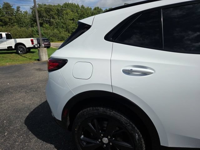 Used 2021 Buick Envision Essence w/ Sport Touring Package AWD/4WD image 34