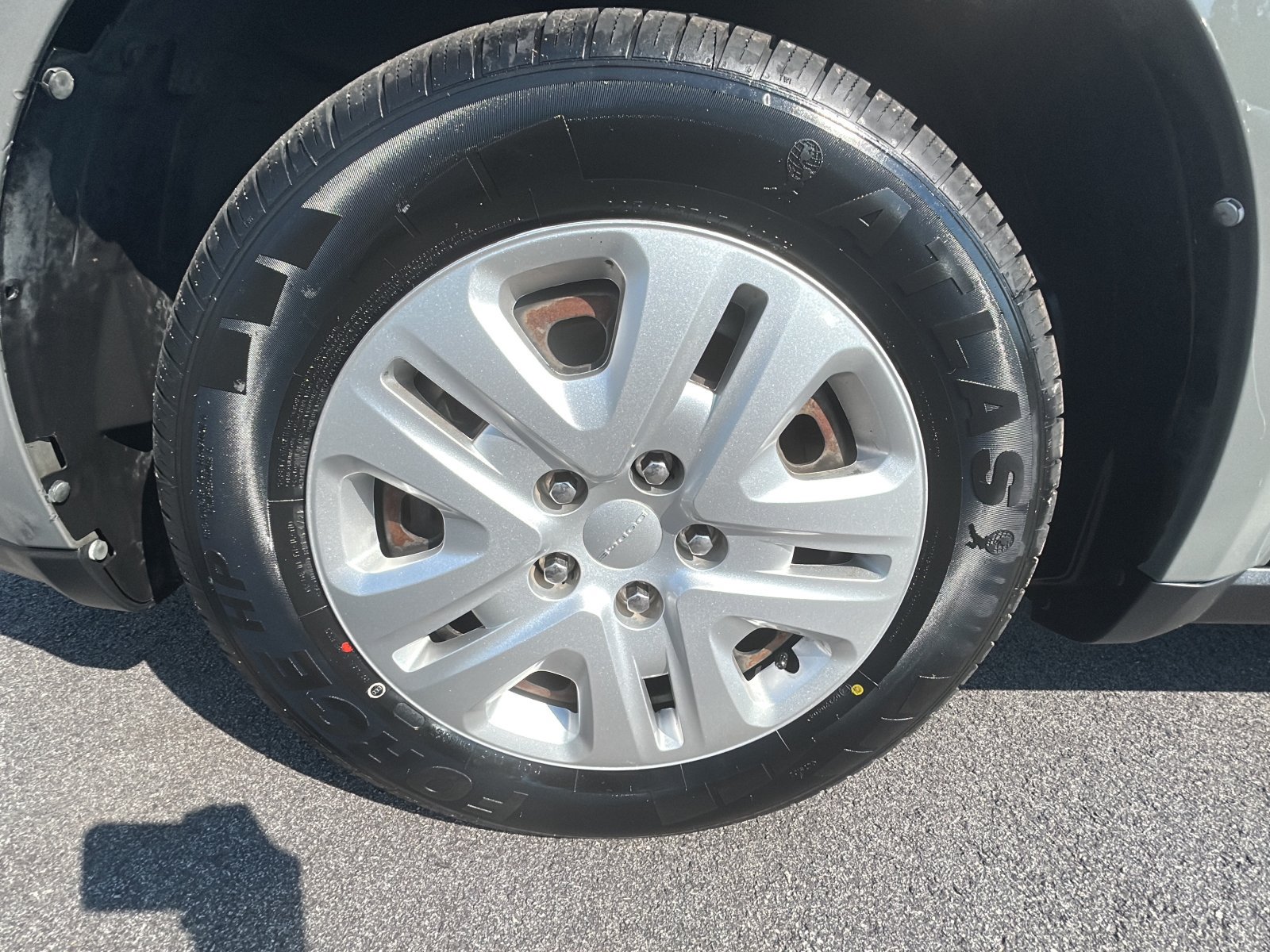 Used 2019 Dodge Journey SE w/ Premium Group FWD image 9