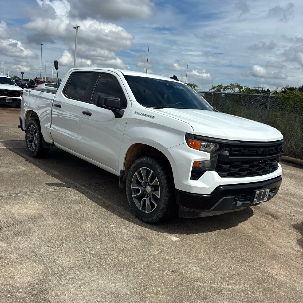 Used 2024 Chevrolet Silverado 1500 W/T w/ WT Value Package AWD/4WD image 4