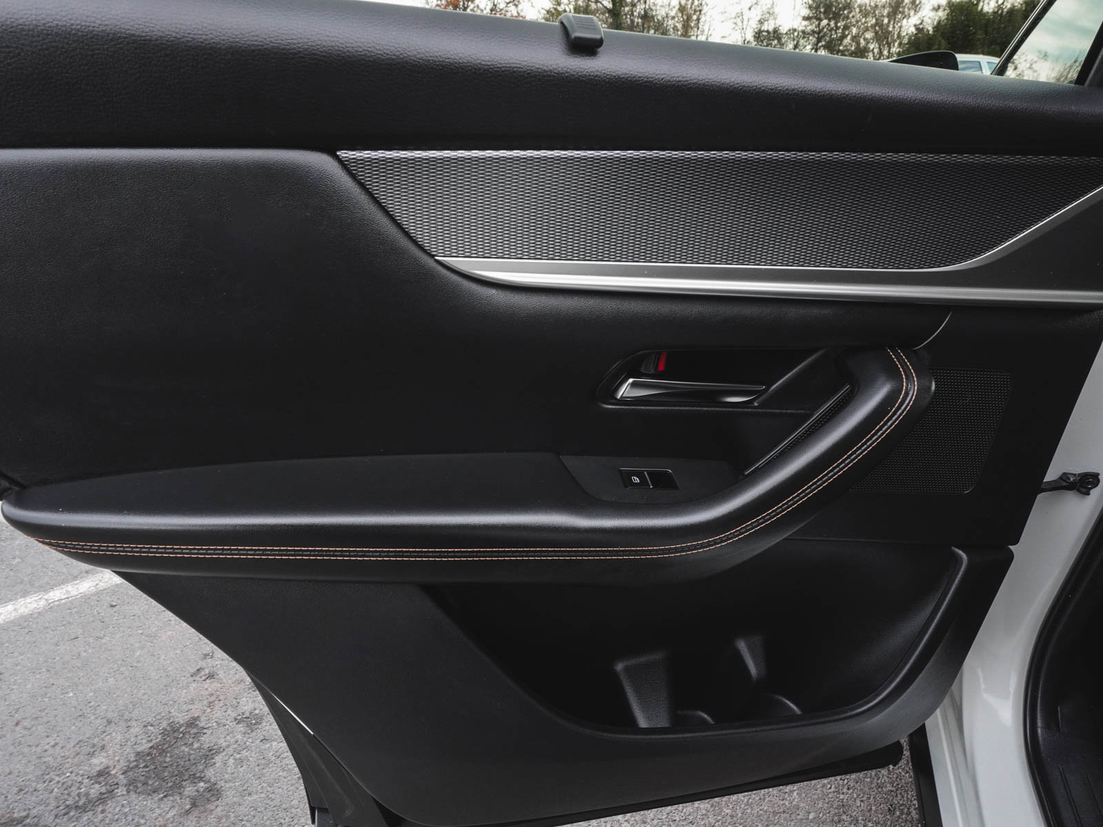 Used 2024 MAZDA CX-90 Plug-In Hybrid w/ Preferred image 12